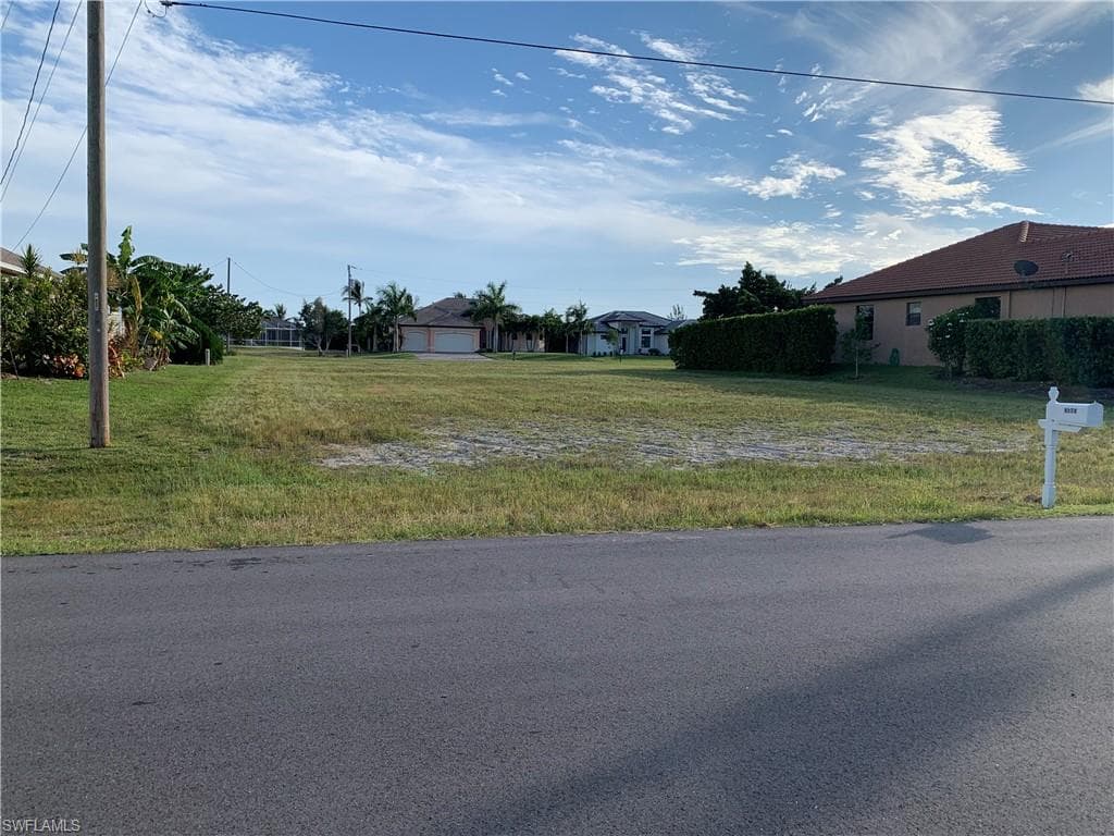 3604 NW 3rd ST CAPE CORAL, FL 33993