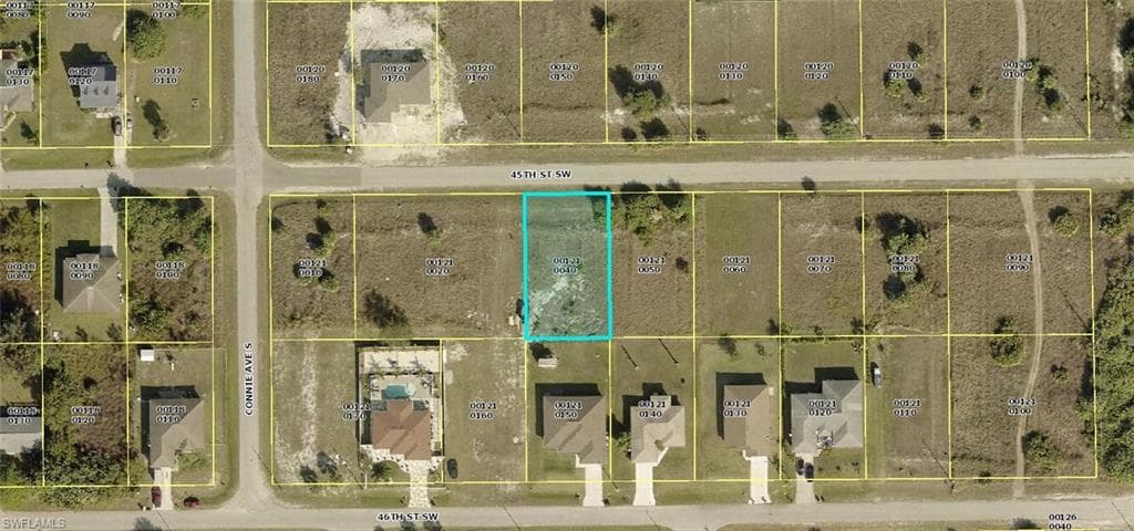 2511 45th ST SW LEHIGH ACRES, FL 33976