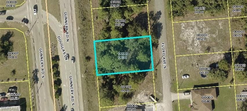 54 Floyd AVE S LEHIGH ACRES, FL 33976