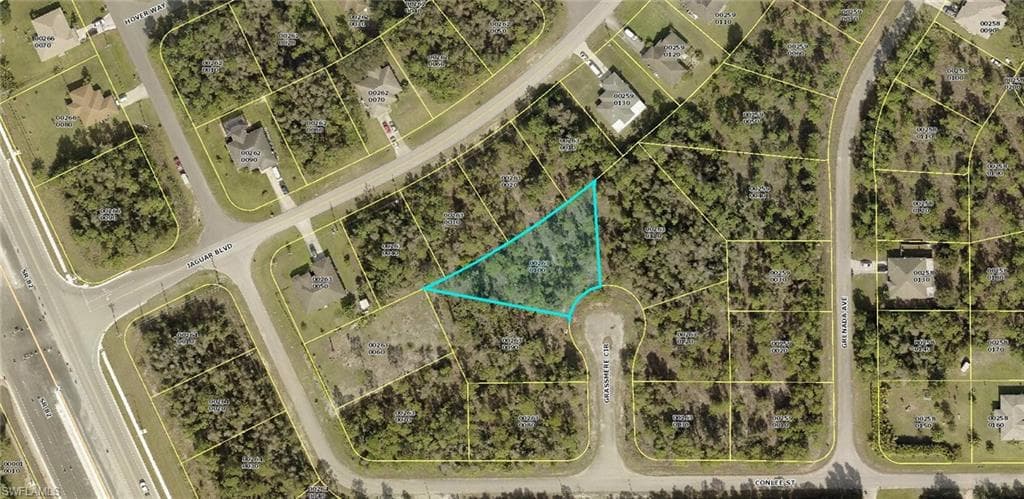 840 Grassmere CIR LEHIGH ACRES, FL 33974