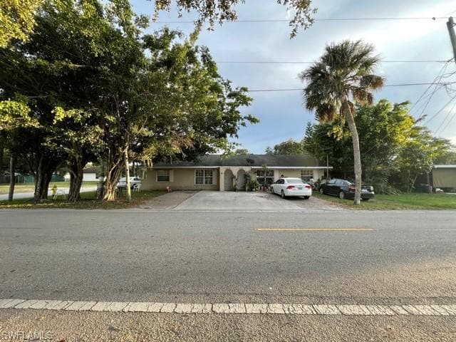 10920/22 Goodwin ST BONITA SPRINGS, FL 34135