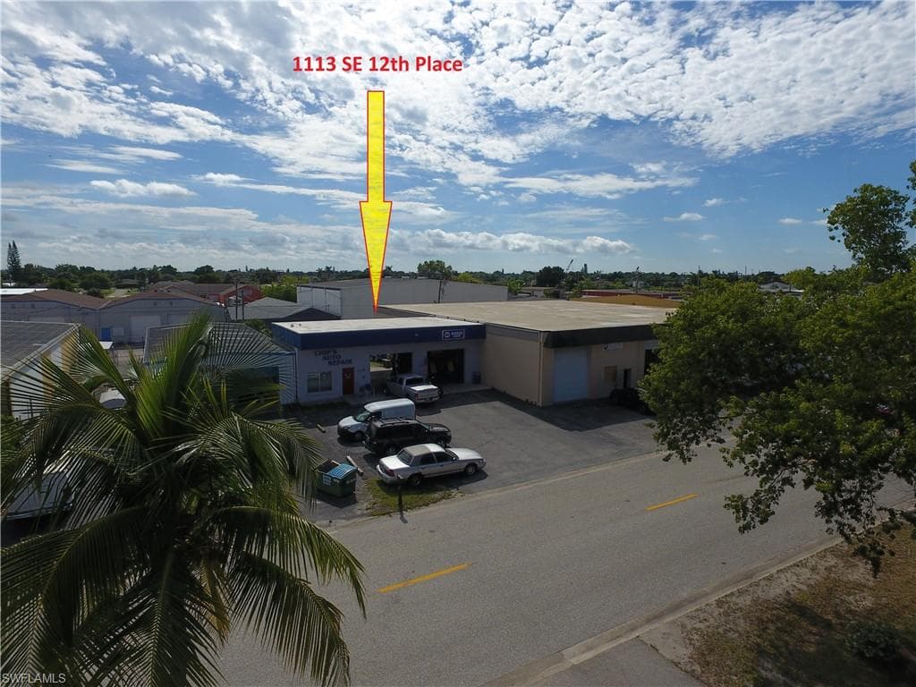 1113 SE 12th PL CAPE CORAL, FL 33990