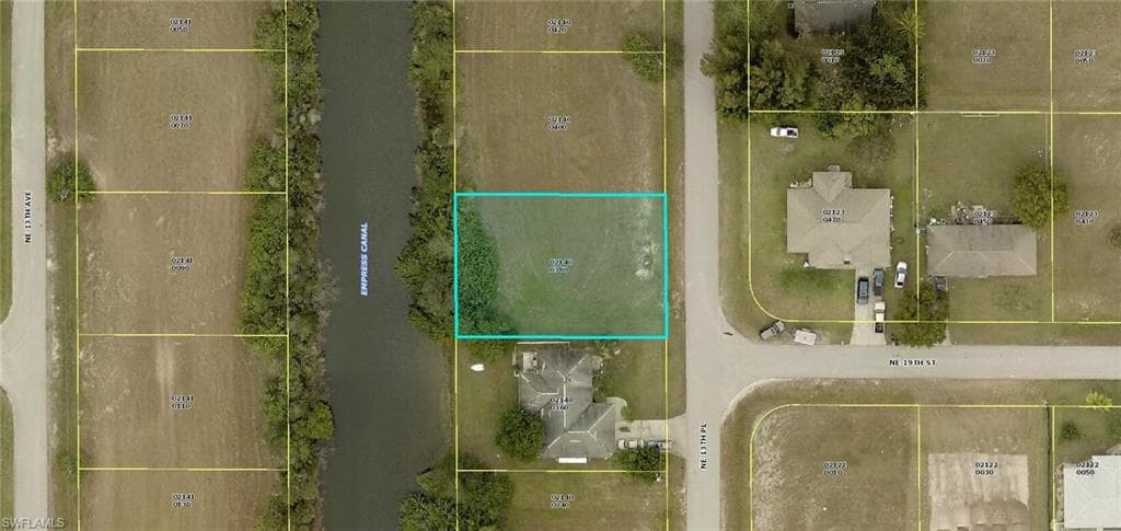 1902 NE 13th PL CAPE CORAL, FL 33909