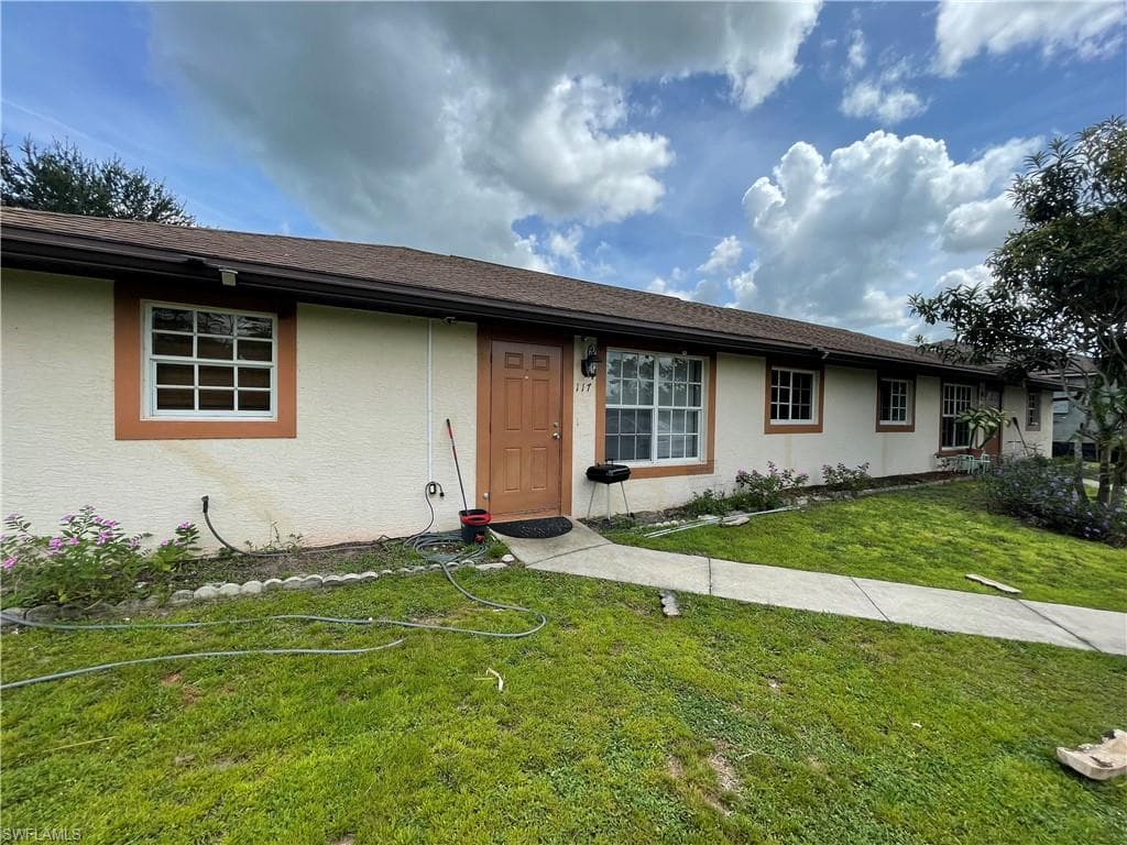117/119 Homer AVE S LEHIGH ACRES, FL 33973