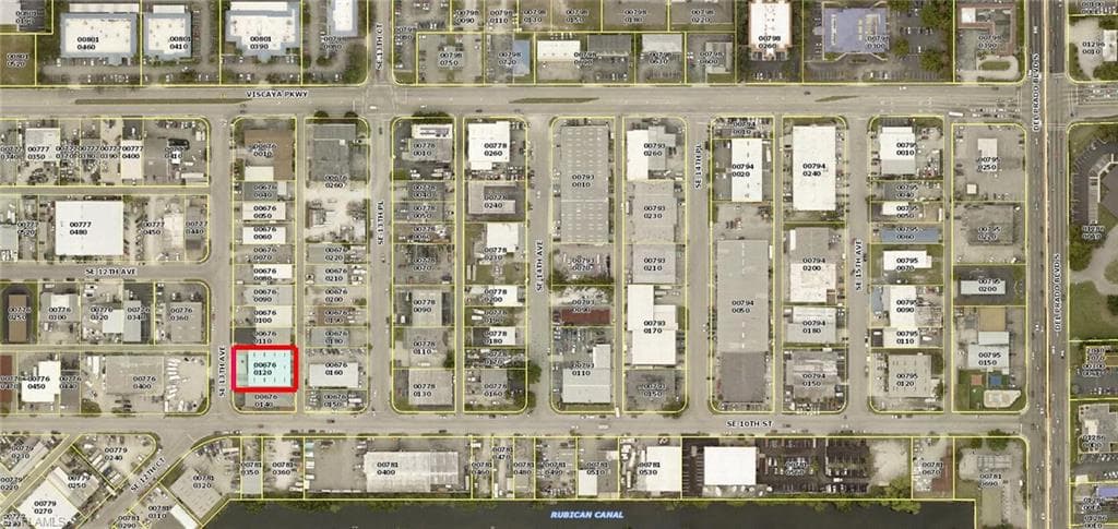 923 SE 13th AVE CAPE CORAL, FL 33990