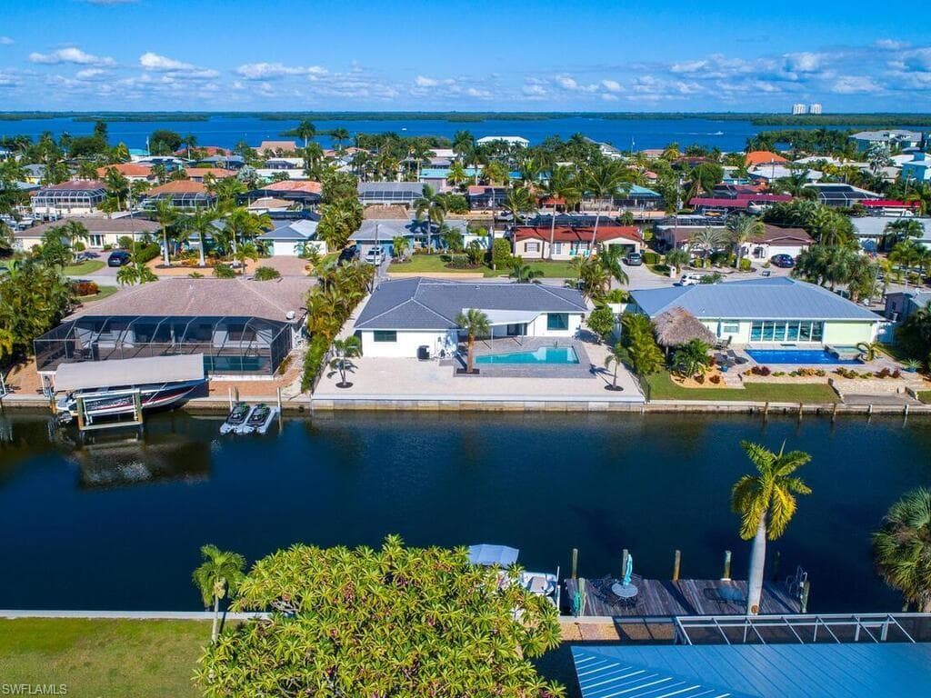 14 Sunview BLVD FORT MYERS BEACH, FL 33931