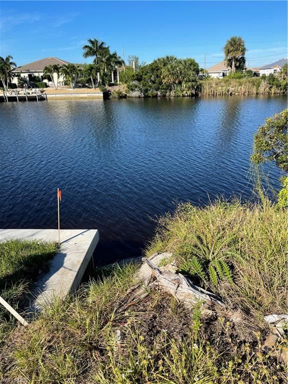 1514 NW 40th PL CAPE CORAL, FL 33993
