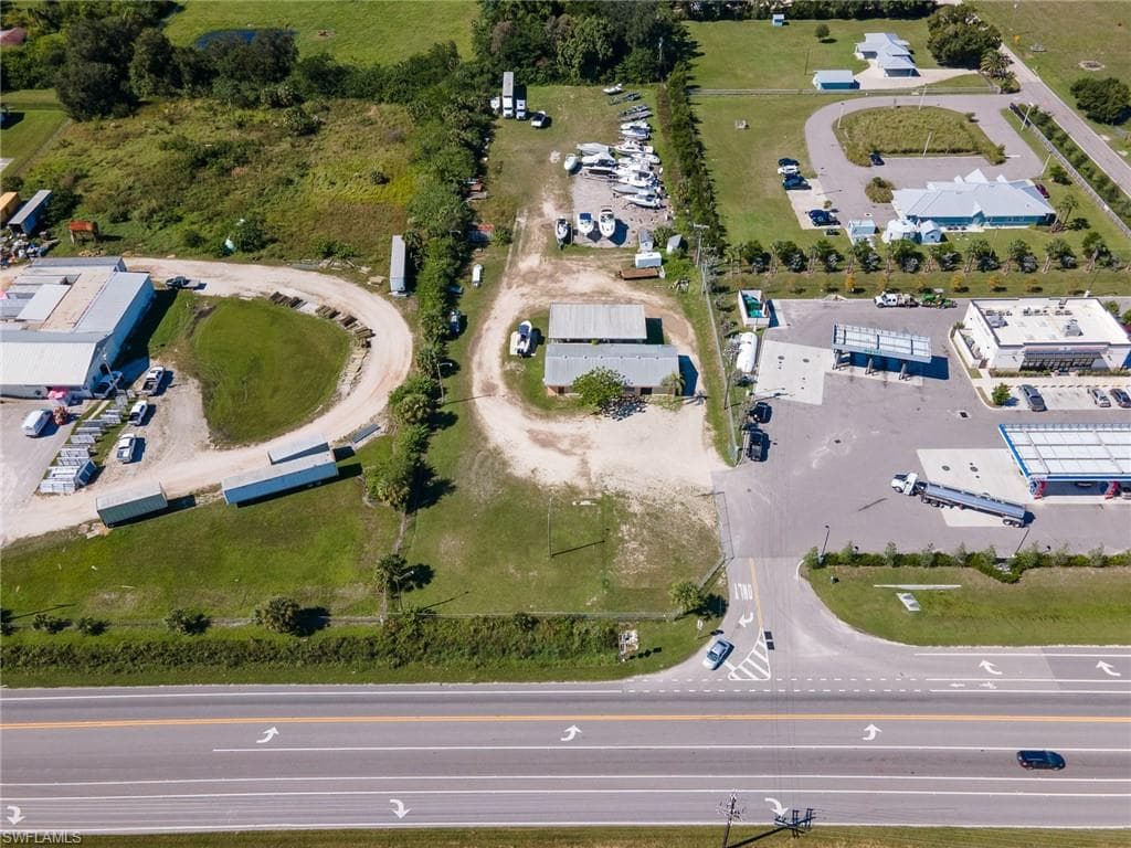 18931 State Road 31 NORTH FORT MYERS, FL 33917