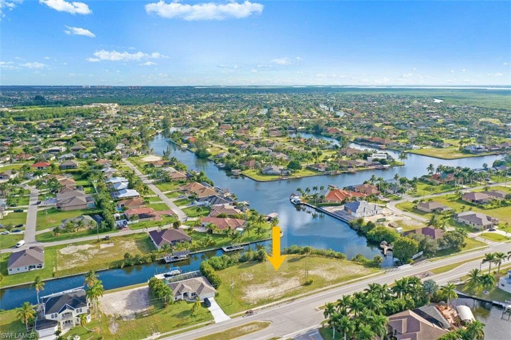 2716 Surfside BLVD CAPE CORAL, FL 33914