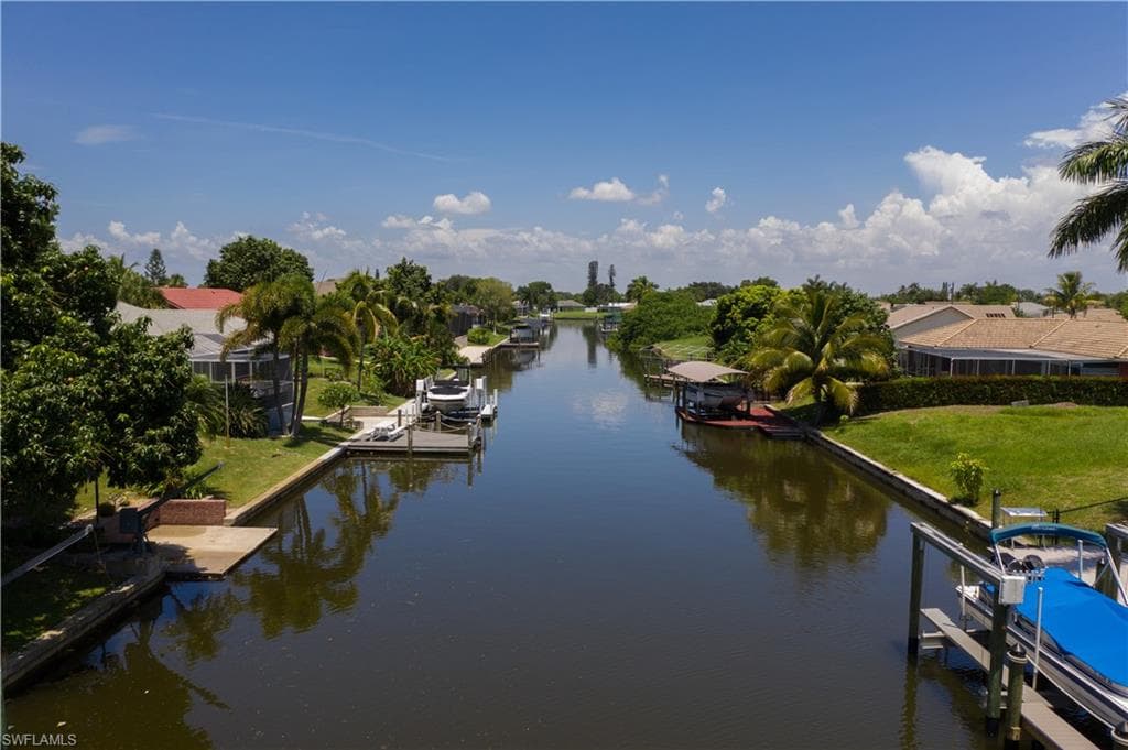 1821 SE 14th ST CAPE CORAL, FL 33990