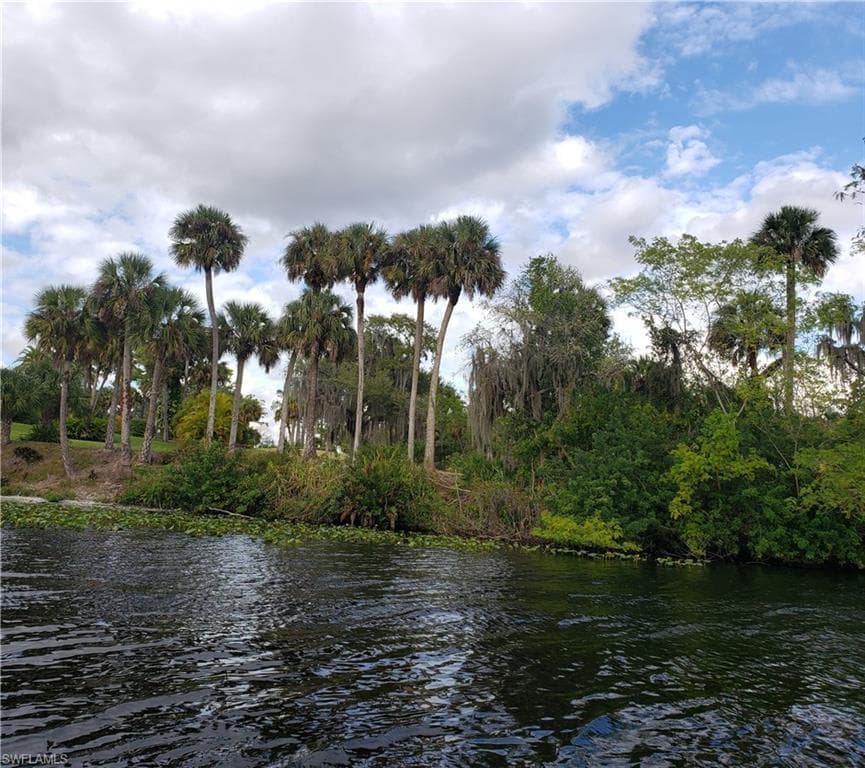 4403 County Road 78 LABELLE, FL 33935