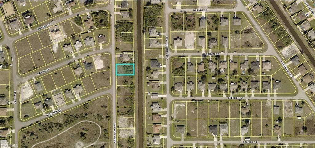 1024 Champion AVE LEHIGH ACRES, FL 33971