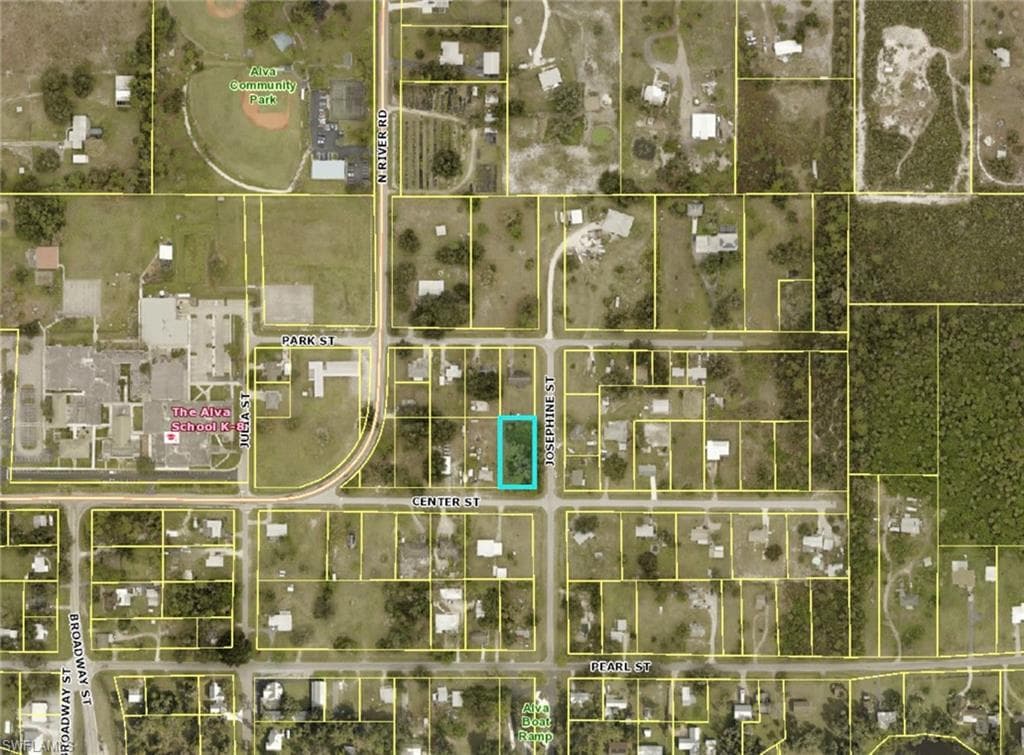 17401 Josephine ST ALVA, FL 33920