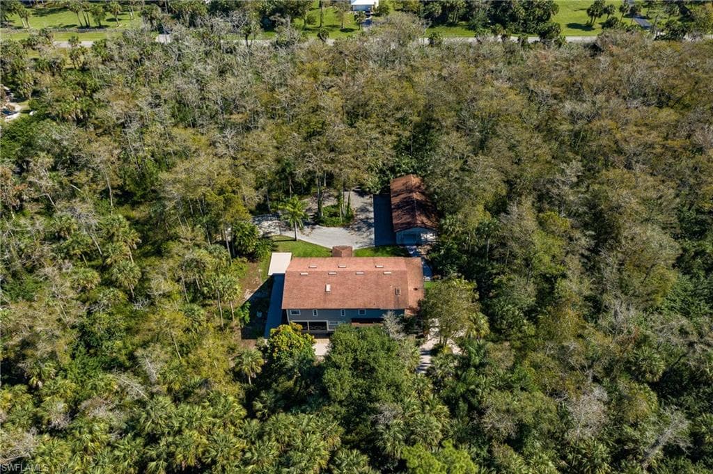 9th ST NW NAPLES, FL 34120