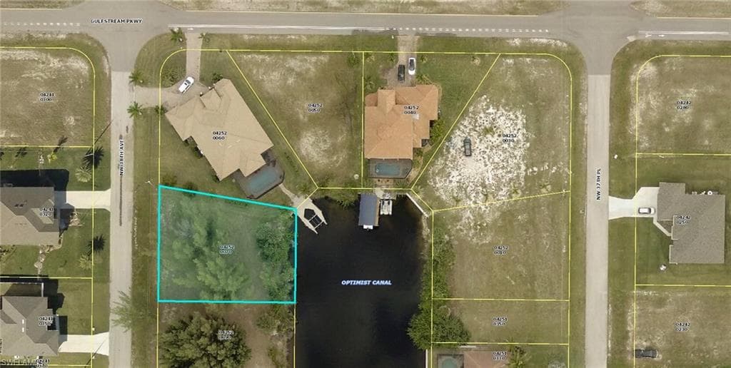 1519 NW 38th AVE CAPE CORAL, FL 33993