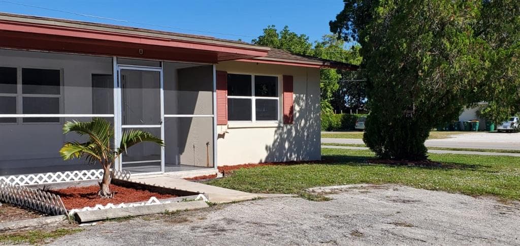 4375 Golden Gate PKY NAPLES, FL 34116