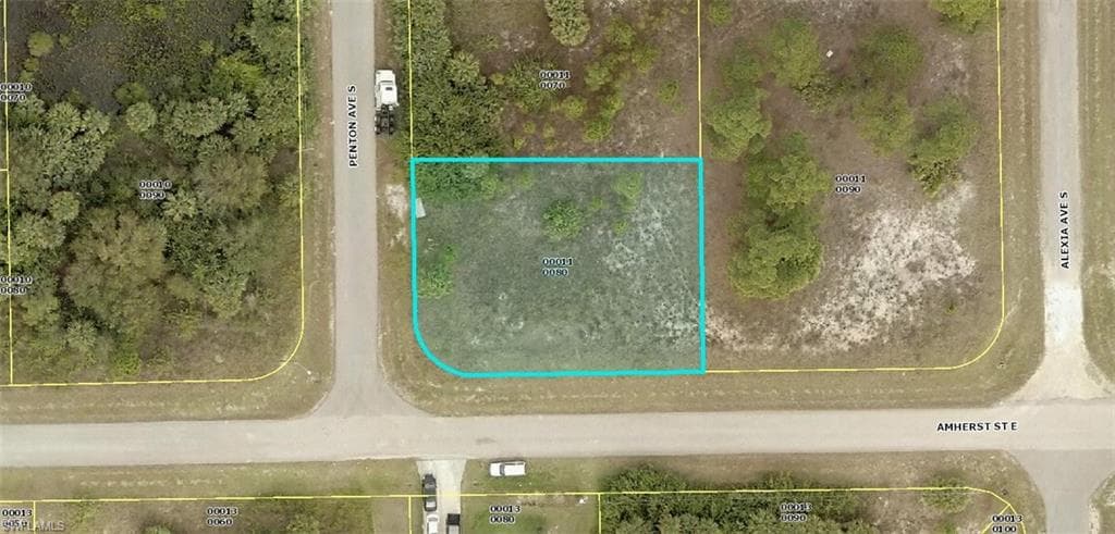 519 Penton AVE S LEHIGH ACRES, FL 33974