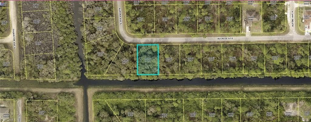 918 Alcalde ST E LEHIGH ACRES, FL 33974