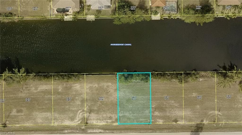 2821 Diplomat PKY W CAPE CORAL, FL 33993