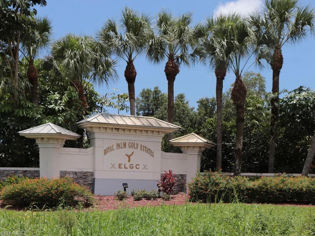 18126 Royal Hammock BLVD NAPLES, FL 34114