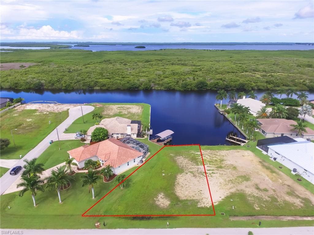 2626 SW 29th PL CAPE CORAL, FL 33914