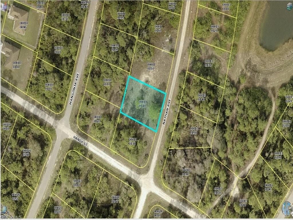 326 Nathan AVE LEHIGH ACRES, FL 33974