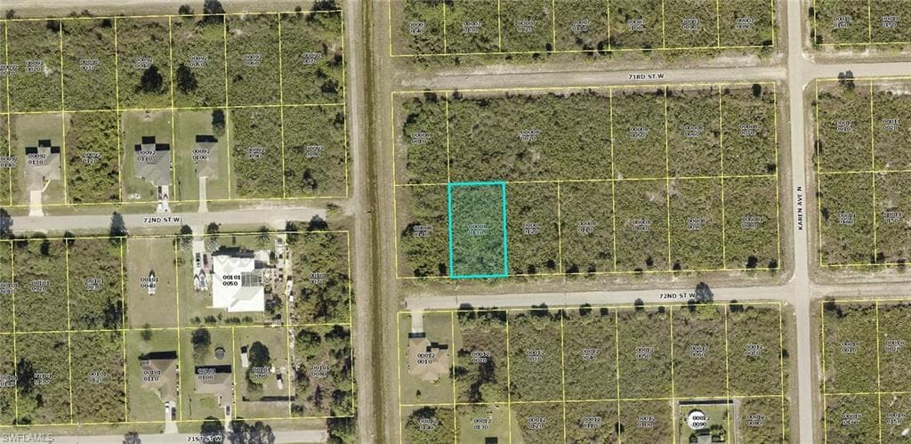 3010 72nd ST W LEHIGH ACRES, FL 33971