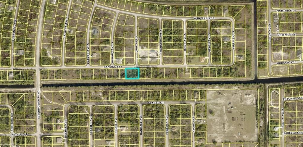 1028 KANUGA ST E LEHIGH ACRES, FL 33974