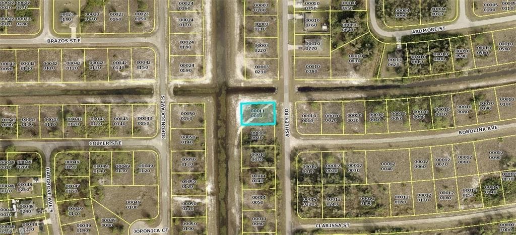 766 Ashley RD LEHIGH ACRES, FL 33974