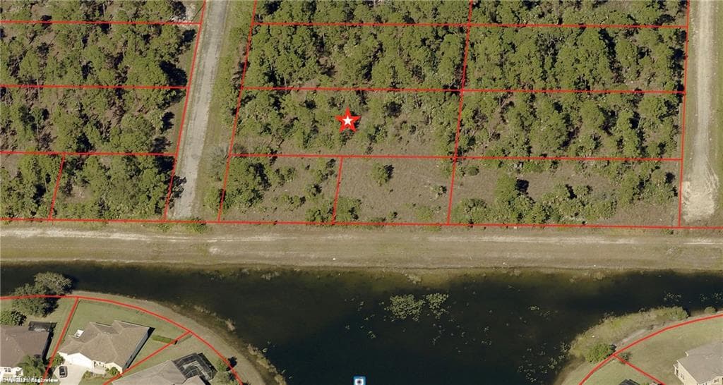 802 Oak AVE LEHIGH ACRES, FL 33972