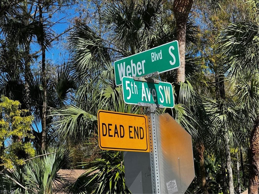 XXX 5th Avenue SW NAPLES, FL 34117