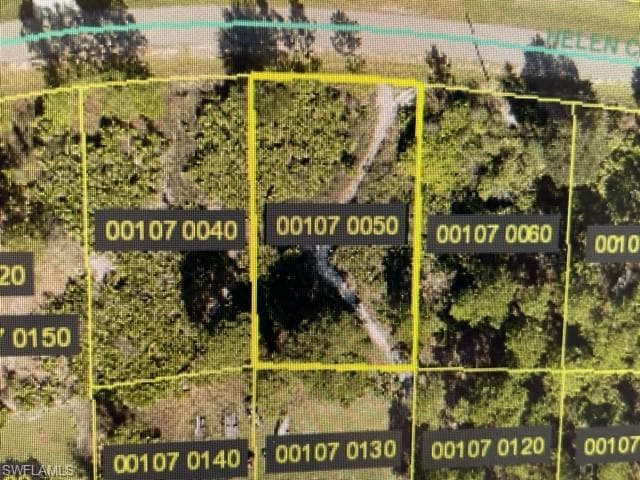 2613 Helen CIR LEHIGH ACRES, FL 33971