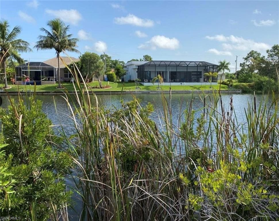 2537 Diplomat PKY W CAPE CORAL, FL 33993