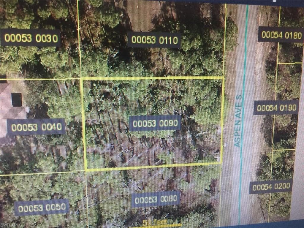 574 Aspen AVE S LEHIGH ACRES, FL 33974