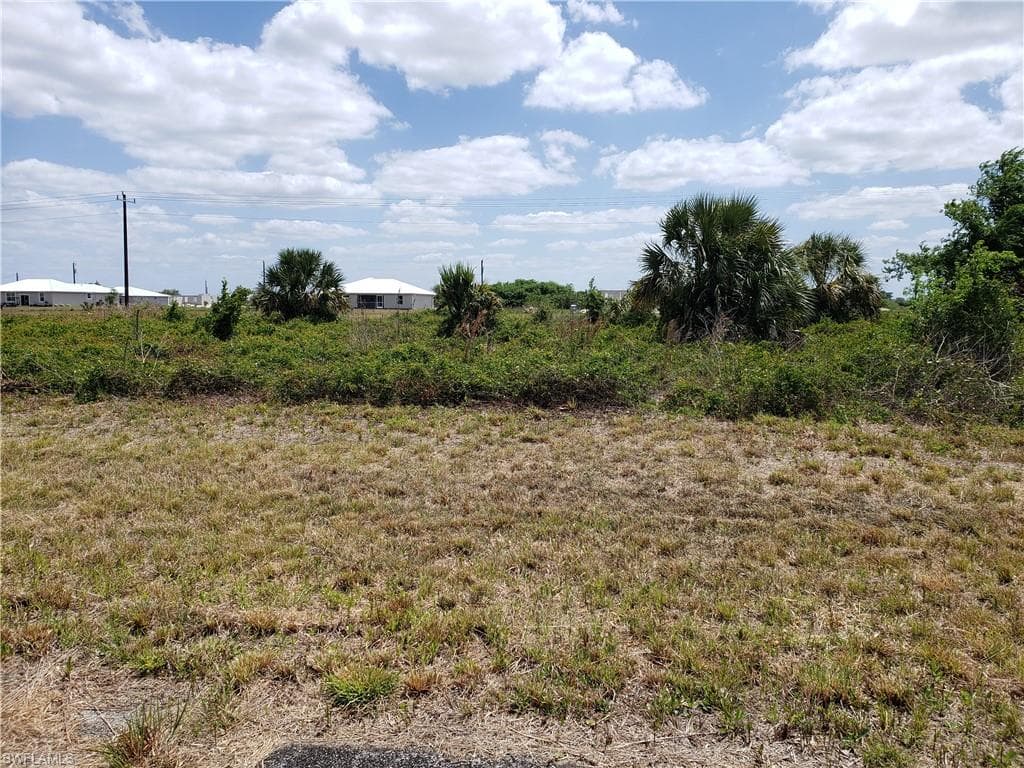 111 Carousel AVE LABELLE, FL 33935