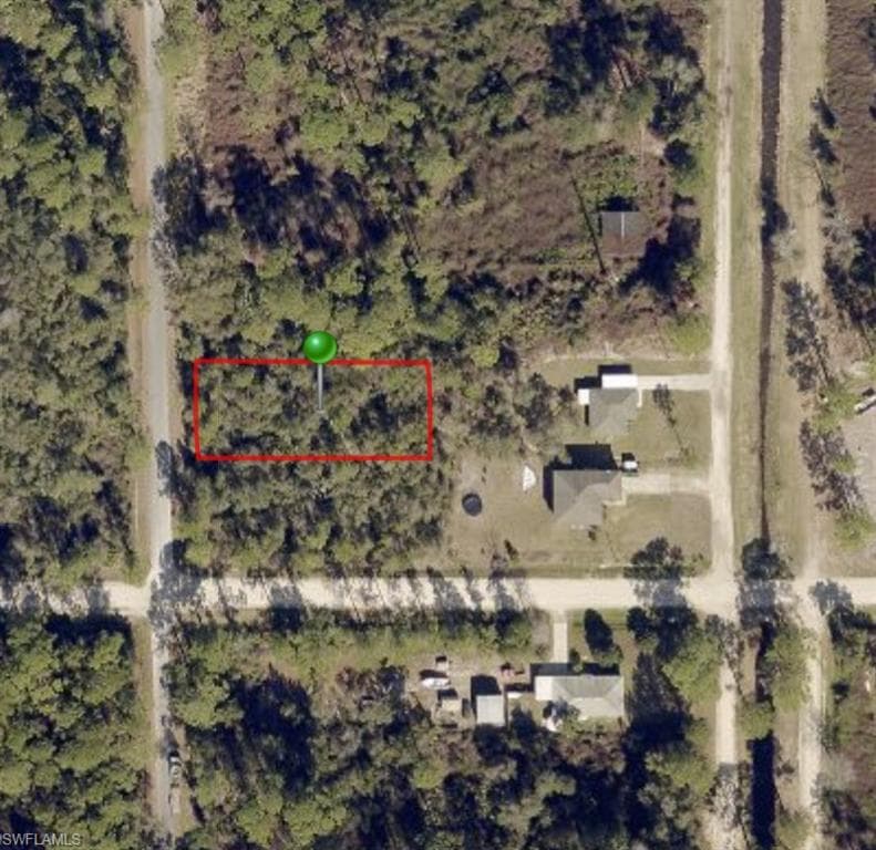 7th AVE DE LAND, FL 32724