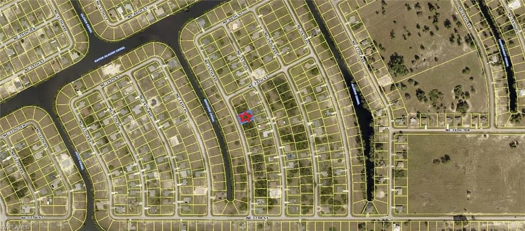 3745 NE 15th AVE CAPE CORAL, FL 33909