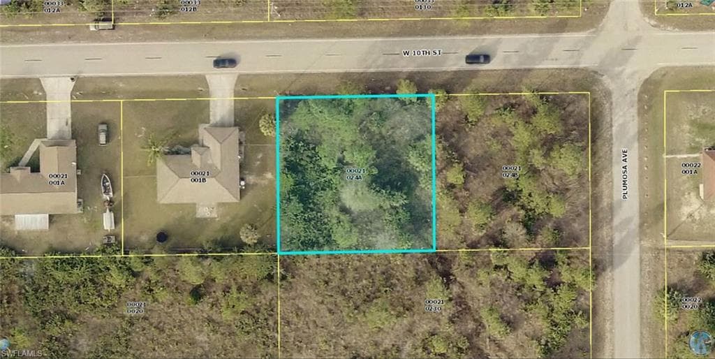 203 W 10th ST LEHIGH ACRES, FL 33972