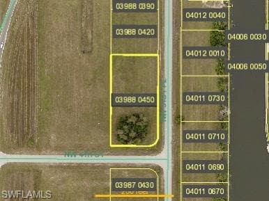 404 NW 31st PL CAPE CORAL, FL 33993