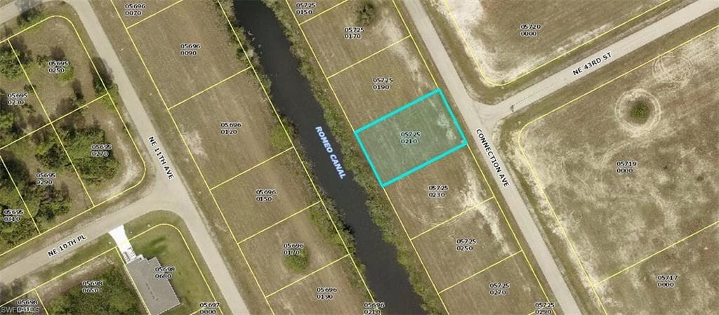 4300 Connection AVE CAPE CORAL, FL 33909