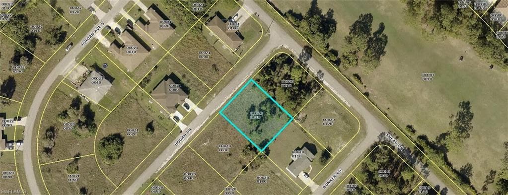 2205 -2207 Hogan DR LEHIGH ACRES, FL 33973