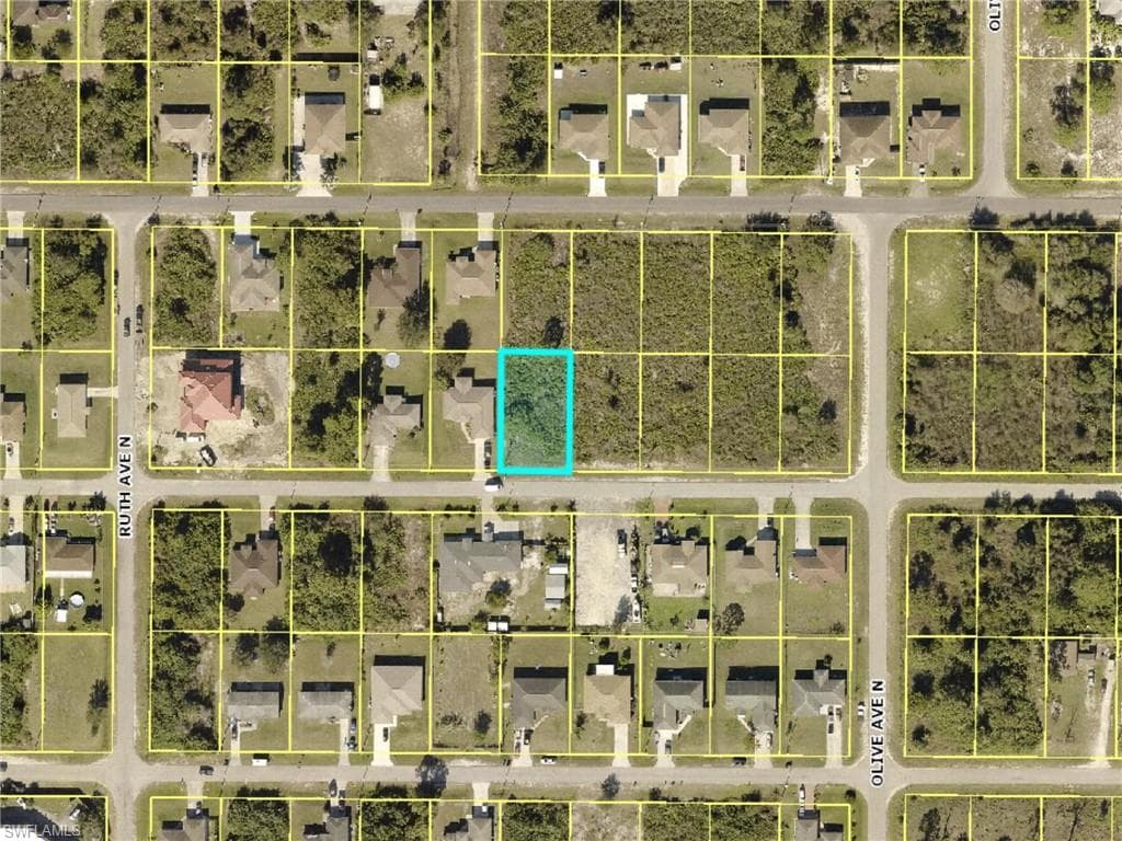 3208 7th ST W LEHIGH ACRES, FL 33971