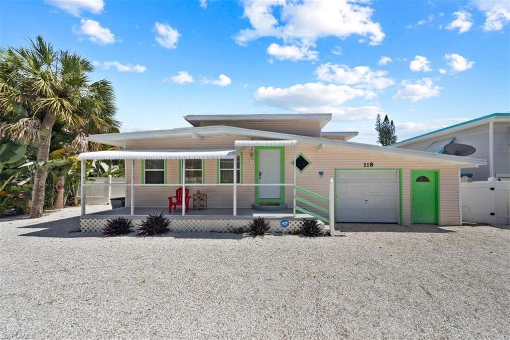 118 Voorhis ST FORT MYERS BEACH, FL 33931