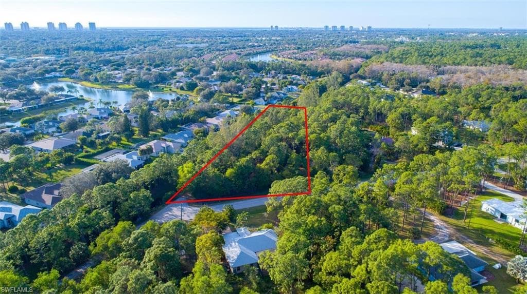 25650 Luci DR BONITA SPRINGS, FL 34135