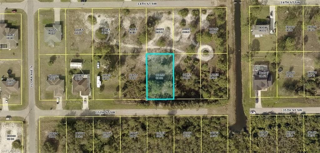 2704 35th ST SW LEHIGH ACRES, FL 33976