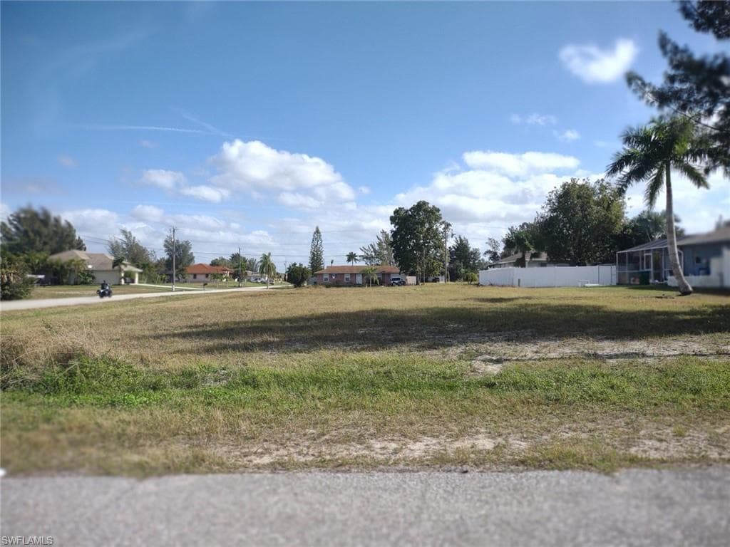 1913 NE 3rd CT CAPE CORAL, FL 33909