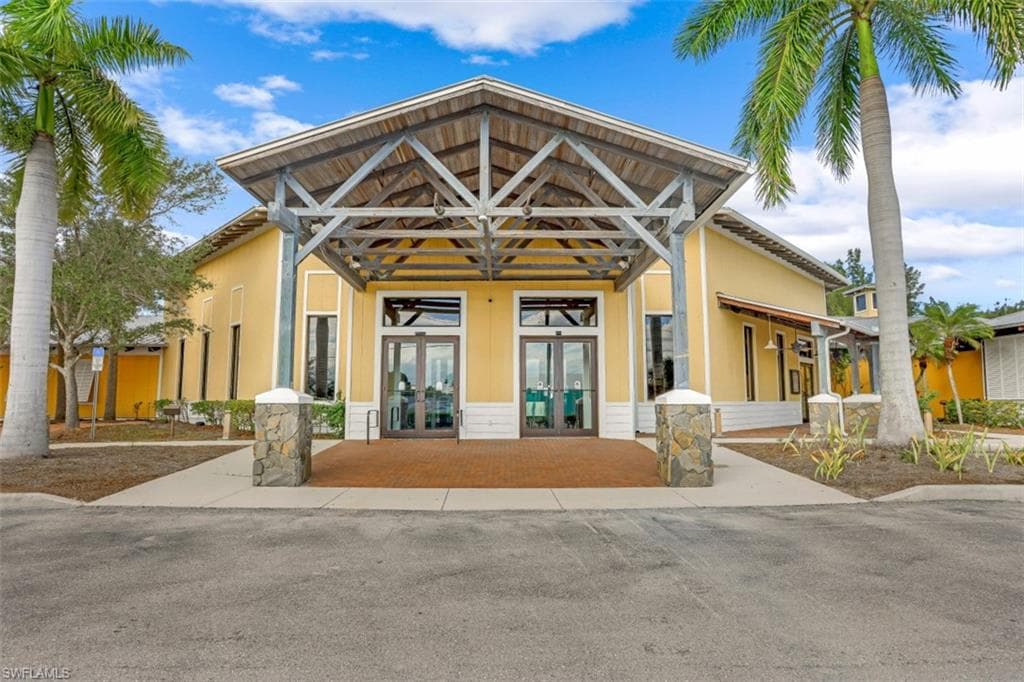 17650 San Carlos BLVD FORT MYERS BEACH, FL 33931