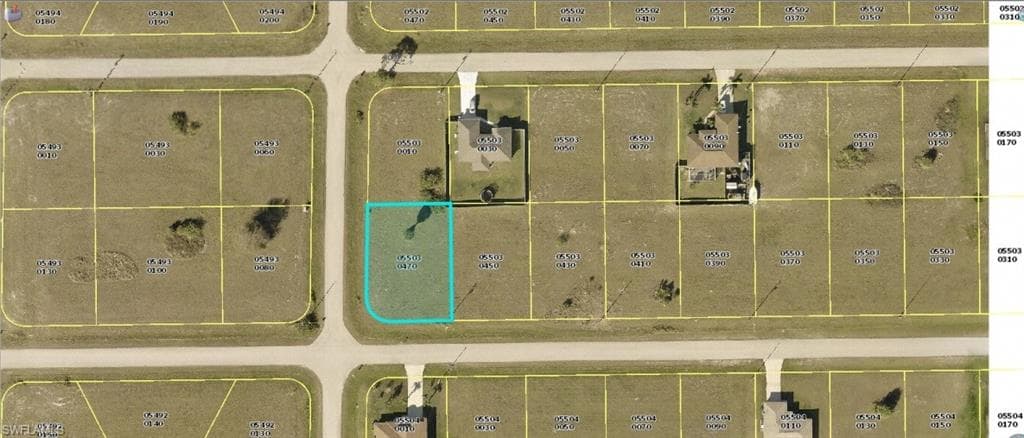 3927 NW 40th TER CAPE CORAL, FL 33993