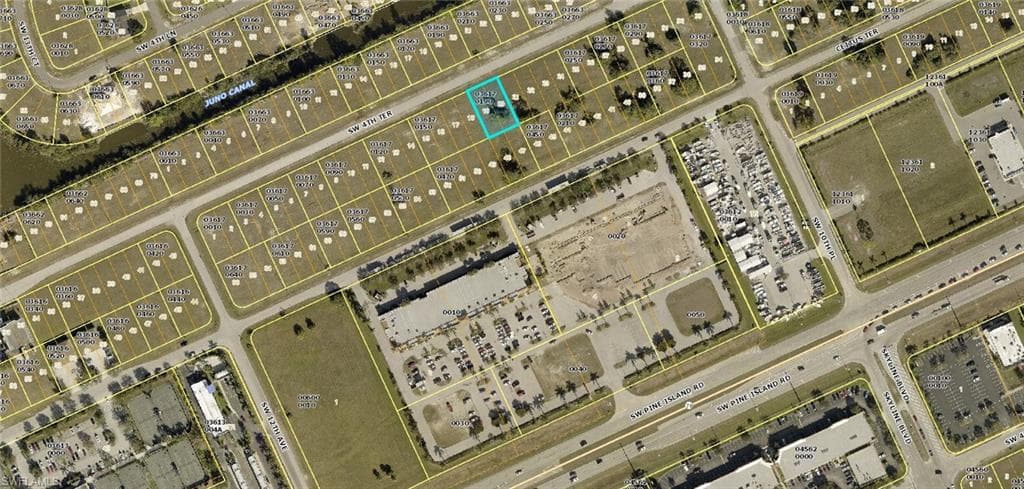 1118 SW 4th TER CAPE CORAL, FL 33991