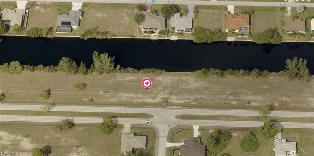 2829 Diplomat PKY W CAPE CORAL, FL 33993